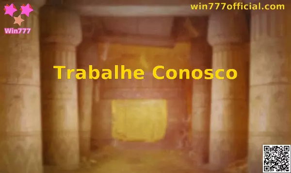 Equipe Win777 trabalhando em ambiente tecnológico